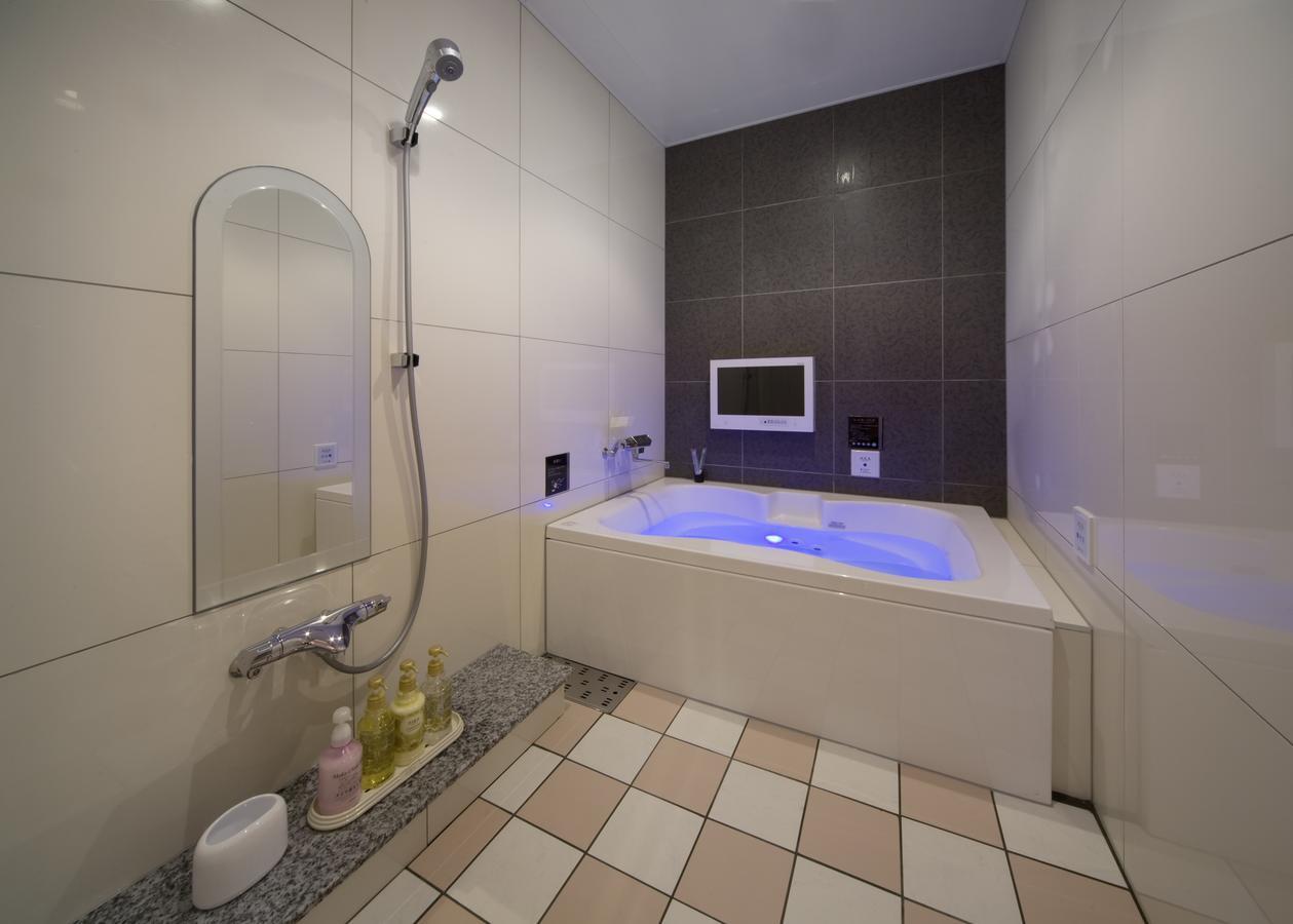 Jewel Hotel Luxury Modern (Adults Only) Miyoshi  Экстерьер фото
