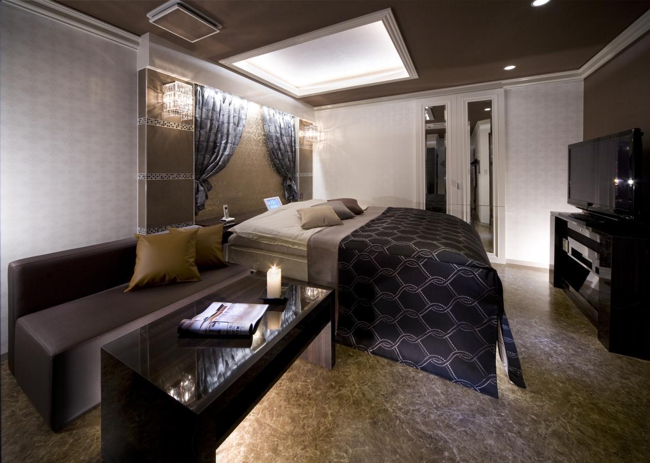Jewel Hotel Luxury Modern (Adults Only) Miyoshi  Экстерьер фото